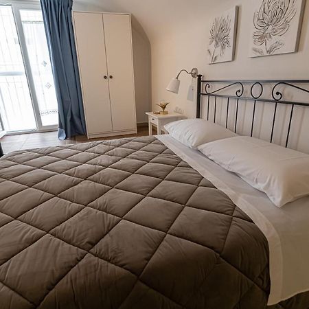 Apartamento Dimora Di Donna Monopoli Exterior foto