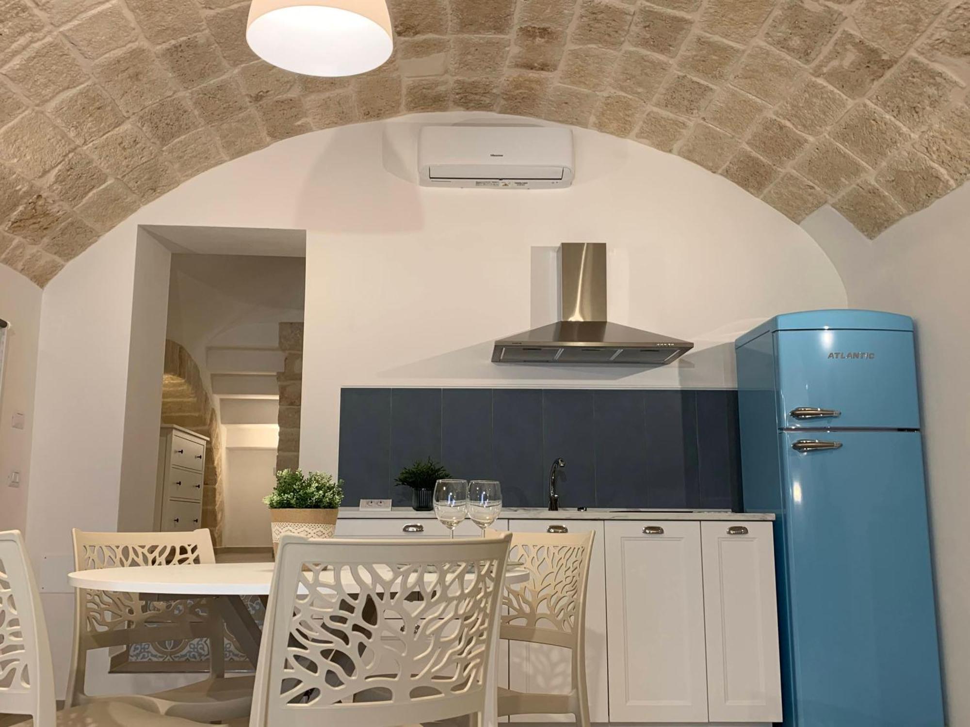Apartamento Dimora Di Donna Monopoli Habitación foto
